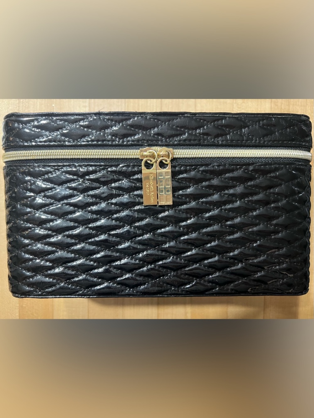 Elizabeth Arden Matching makeup case set